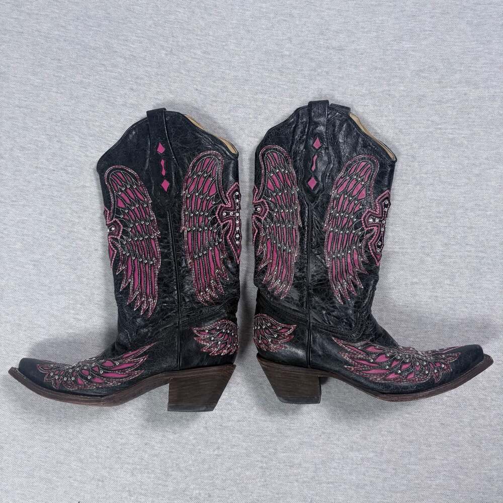 Corral Vintage Black and Pink Wing Cross Western Boots Size 8M